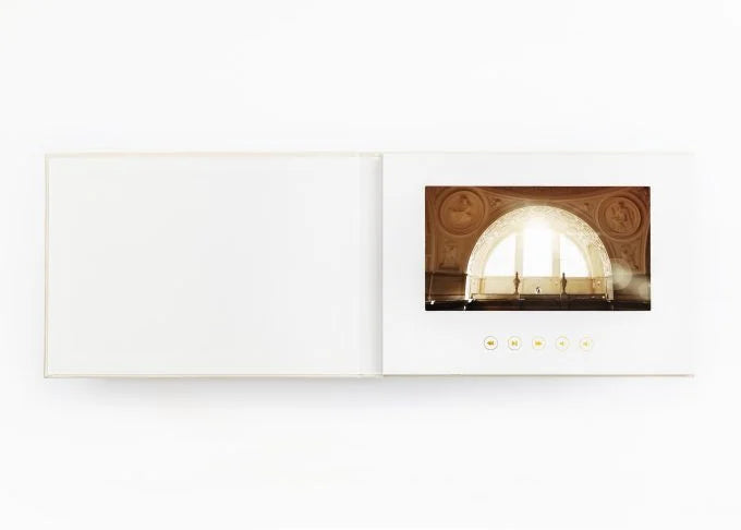 LUMORA™ LumiMotion Book